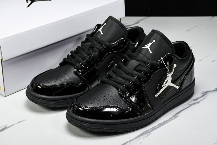 air jordan 1 low “black croc” hj7743-010