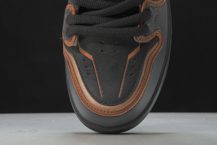 gundam x nike sb dunk high "banshee" dh7717-400