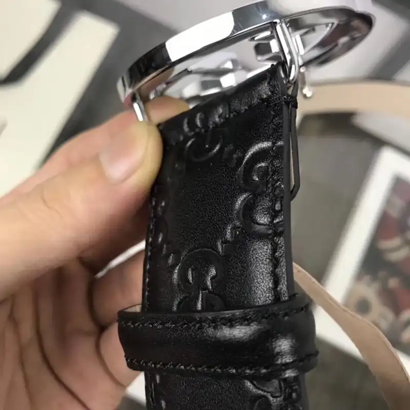 G*u*i s belte 1905bl0117