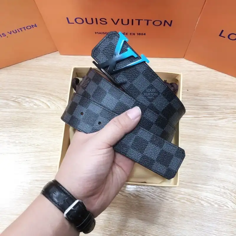 LV s Belte 19XIA0027