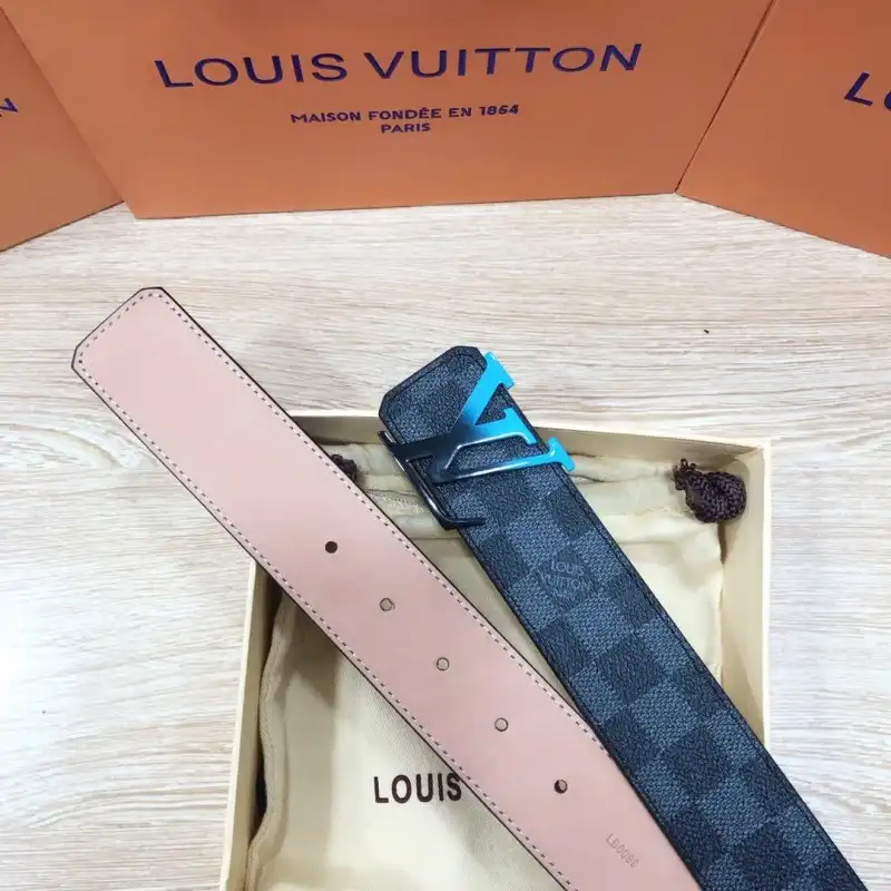 LV s Belte 19XIA0027