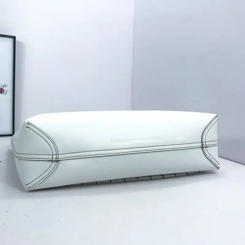 G*u*i bags 20b570075