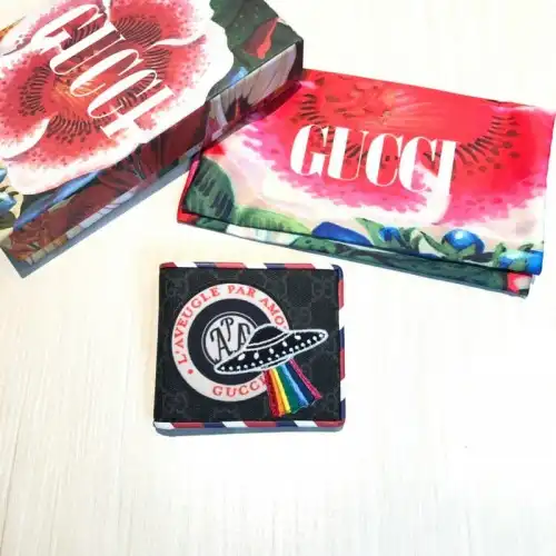 G*u*i bags 20guc0092
