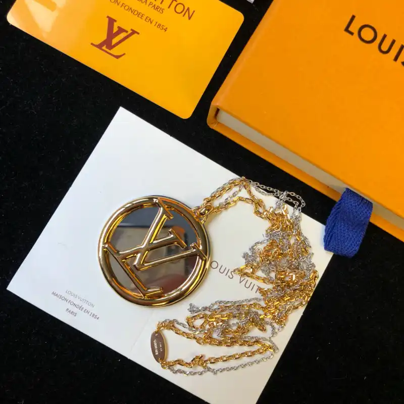 ORNAMENTS Ornament 2108WH0068