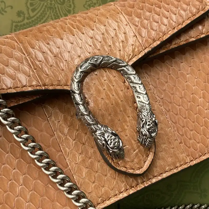 G*u*i bag 2109ya0220