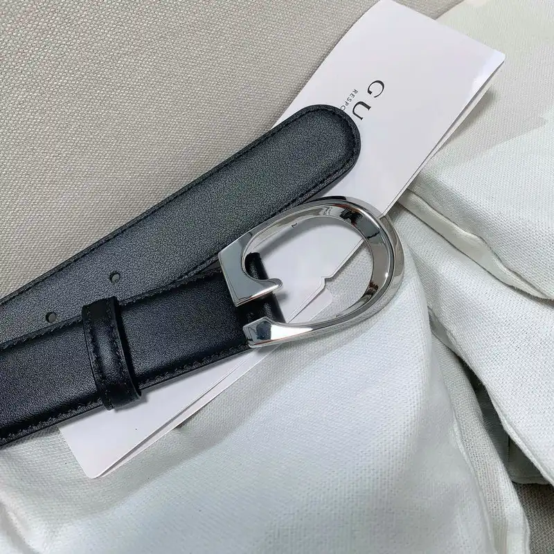 G*u*i belts 2110xf0006