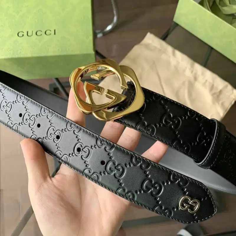 G*u*i belts 2201xa0022