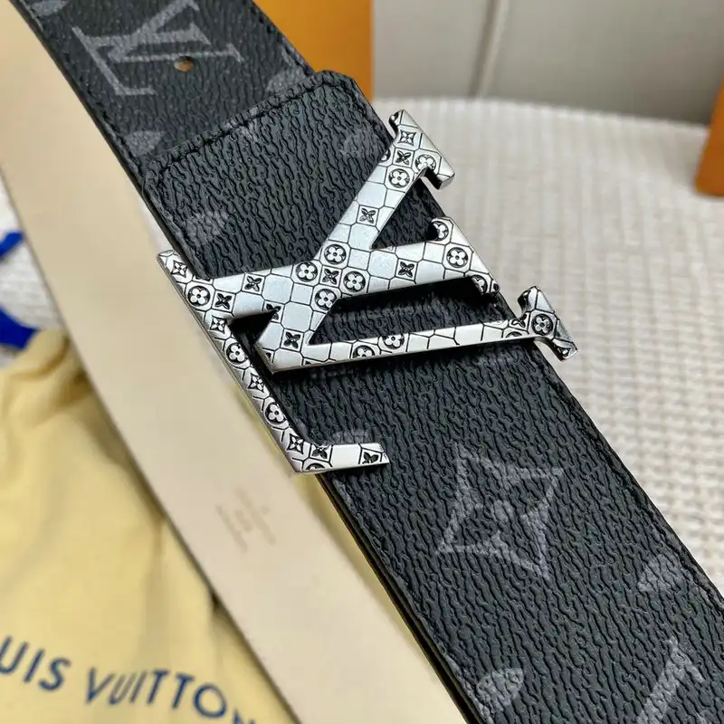 LV Belts 2201XA0252