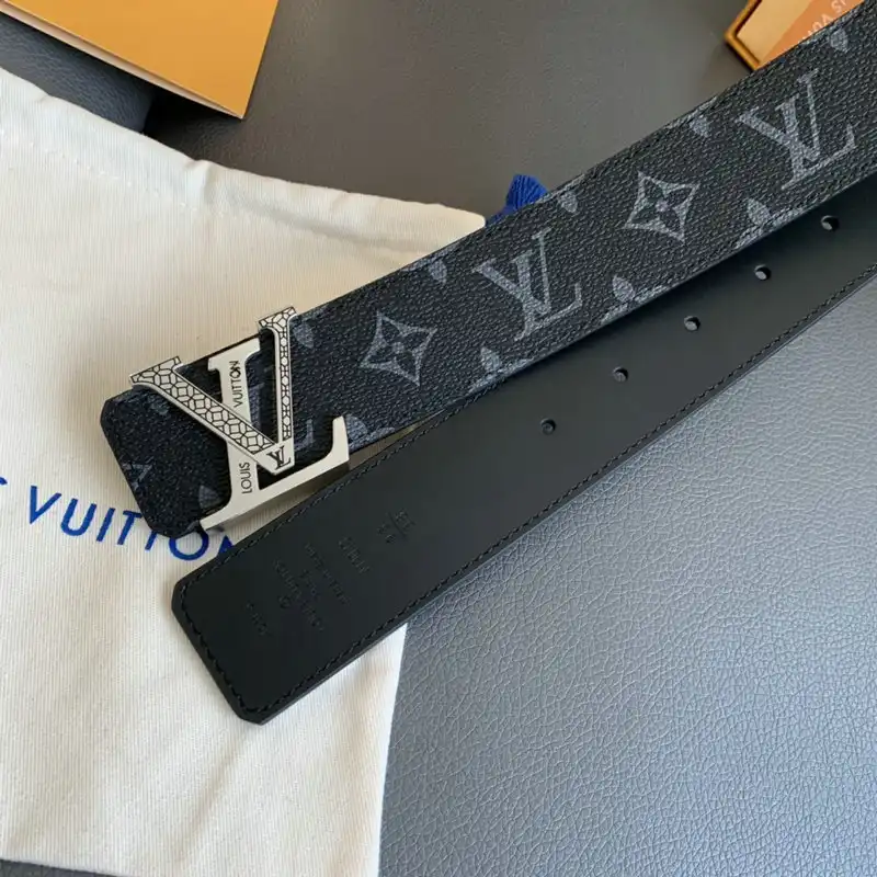 LV Belts 2202XF0034