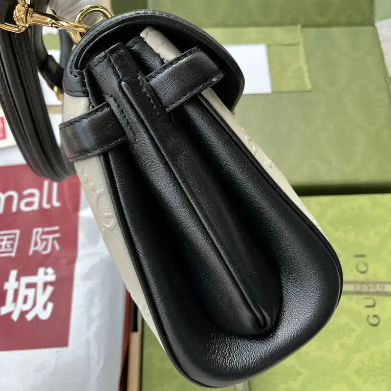 G*u*i bag 2205ya0038