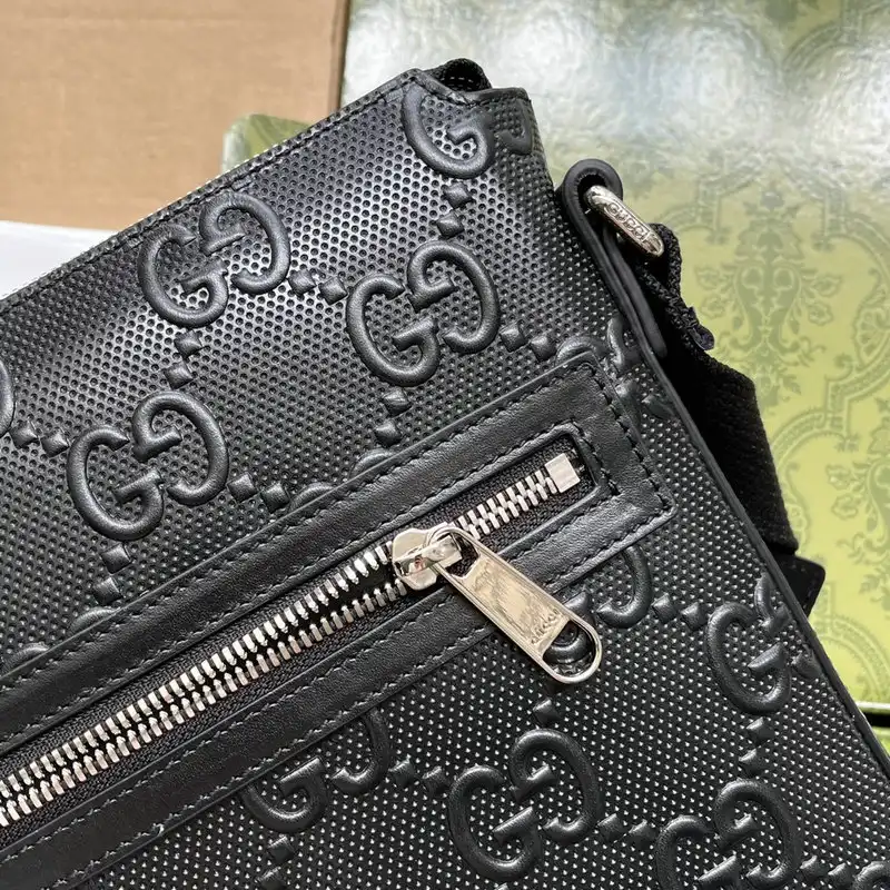 G*u*i bag 2208ya0002