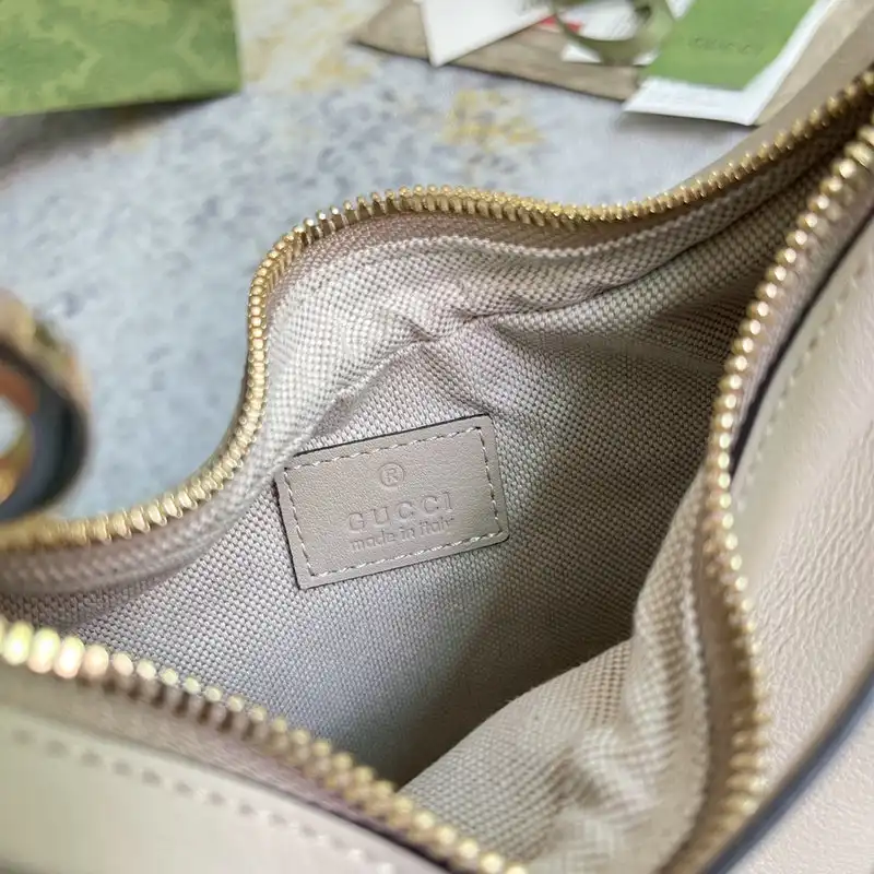 G*u*i bag 2209dj0032