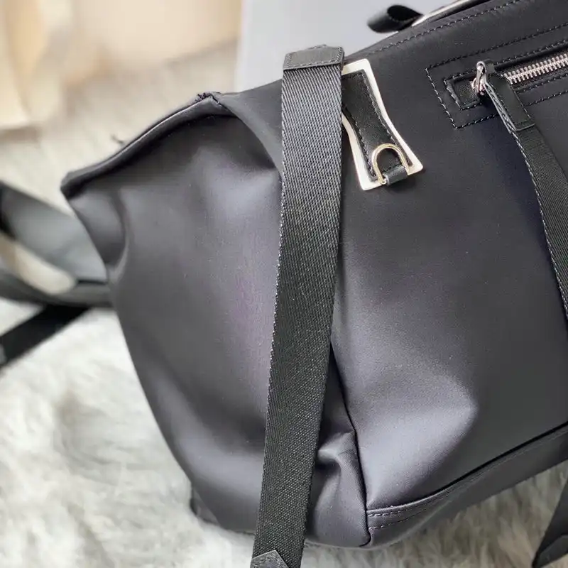 Givenchy Bag 2209SW0048