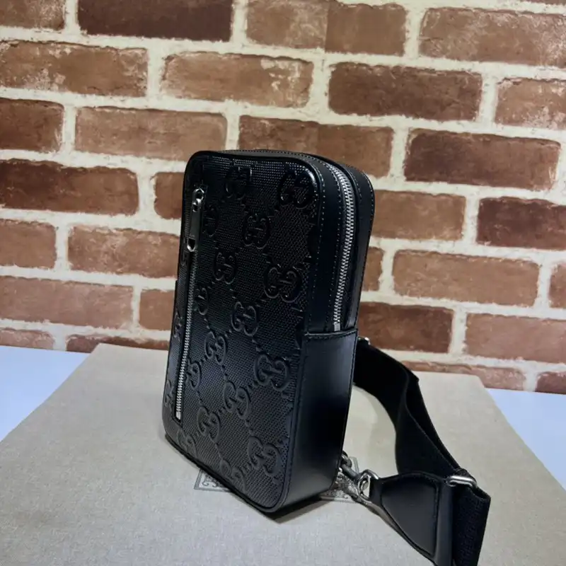 G*u*i bag 2210ya0113