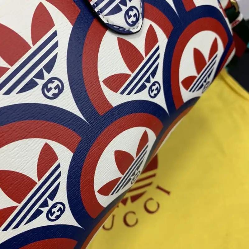 G*u*i bag 2210ya0140