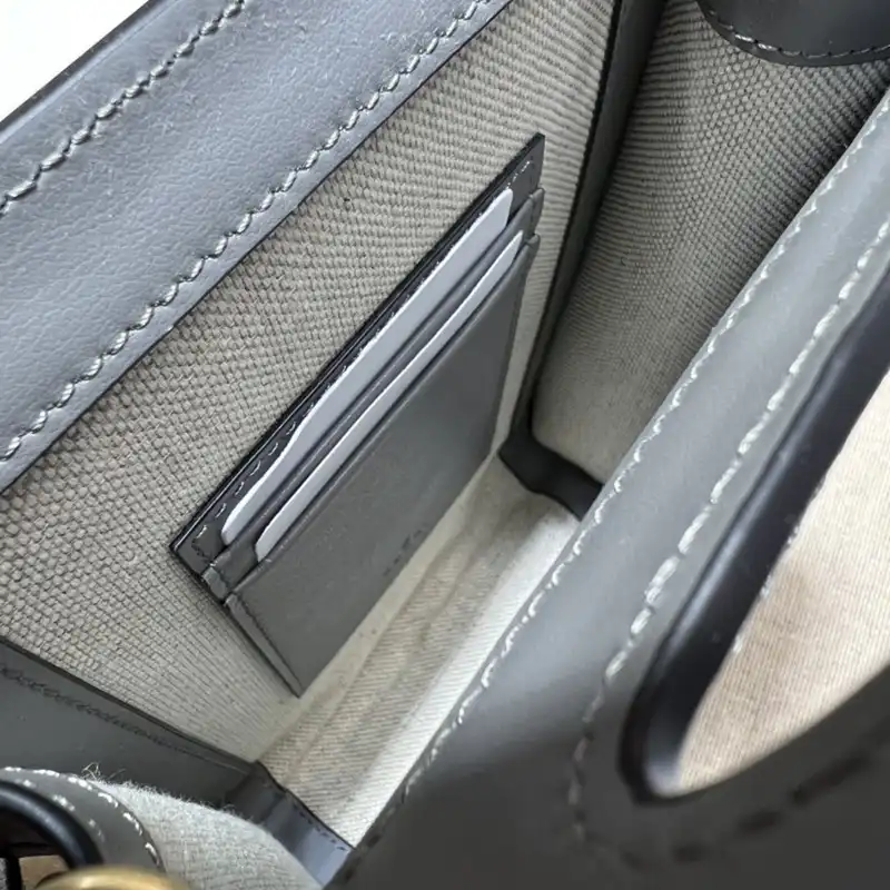 G*u*i bag 2212ya0026