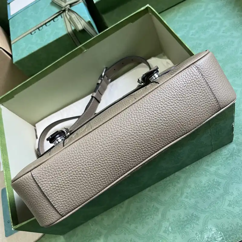 G*u*i bags 2312ya0123