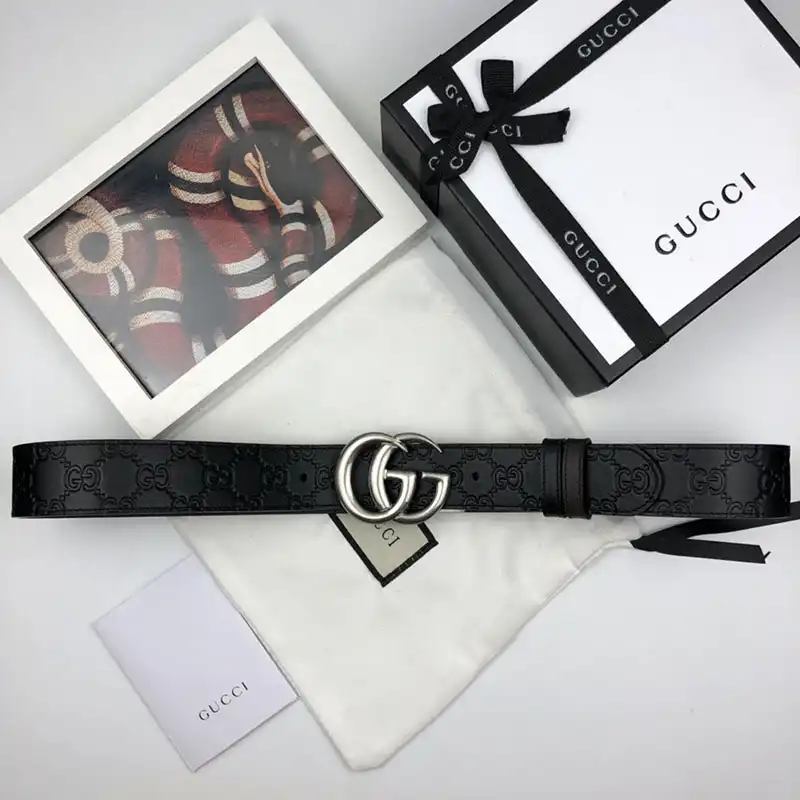 G*u*i s belts 19bl0031