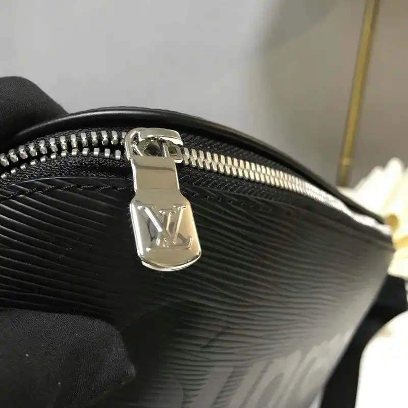 LV Bags 19T1L0216