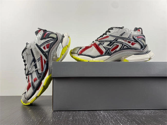 Sophisticated Balenciaga 677403-W3RB6- 4318