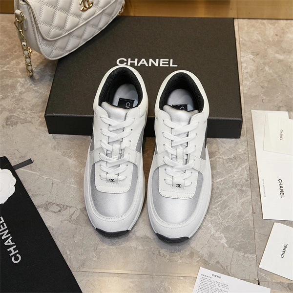 Chanal Sneakers FashionForward 2221