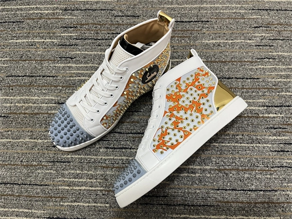 Christian Louboutin Compact 2673