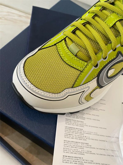 Sporty DR B30 Sneakers 1087