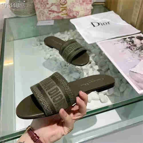 Dio Slipper Reliable 5780