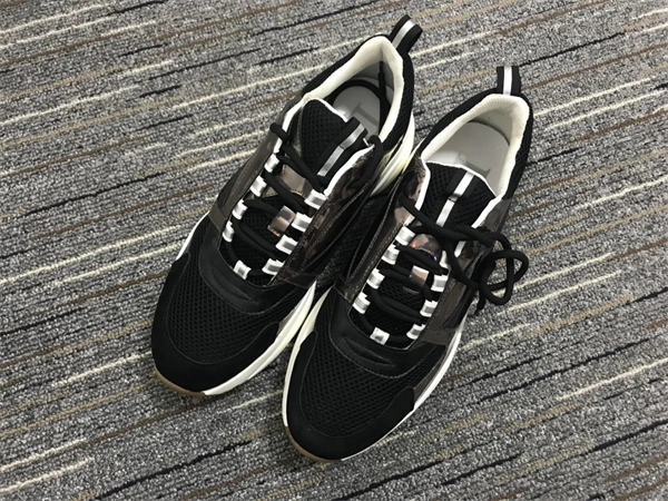 UrbanChic Dior B 1286