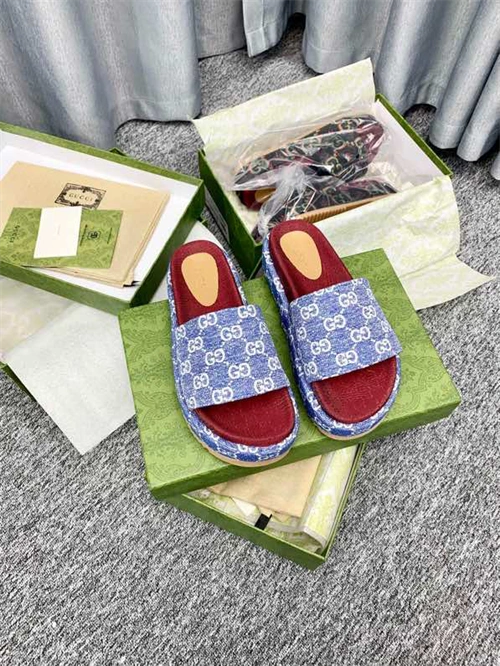 Resilient Gocci Slipper 5763