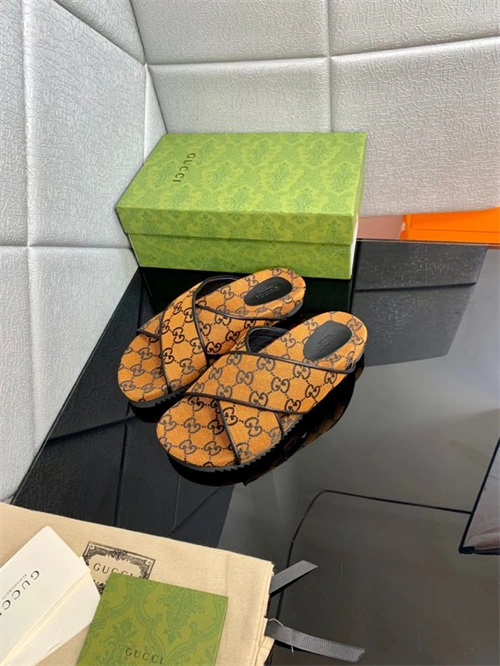 Gocci Slipper Youthful 5752