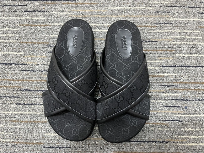 trendsetting G*u*i slide 413