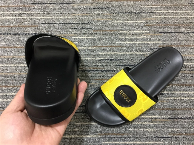 G*u*i slide fashionforward 412