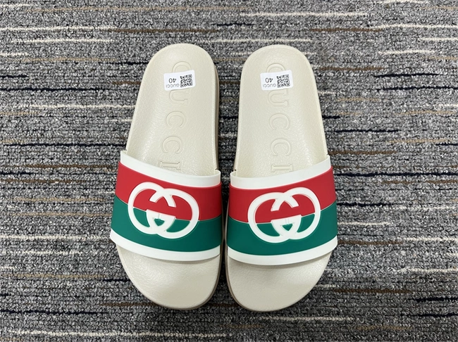 G*u*i slide supportive 418