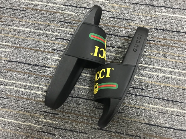 G*u*i slide durable 448