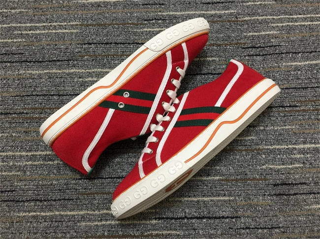 classic G*u*i tennis 1977 sneaker 79