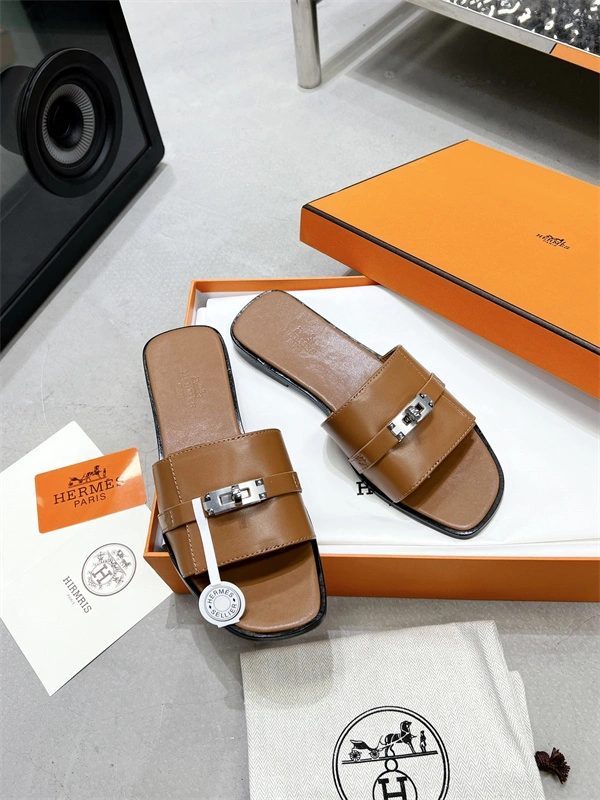 Elegant H Slipper 2372