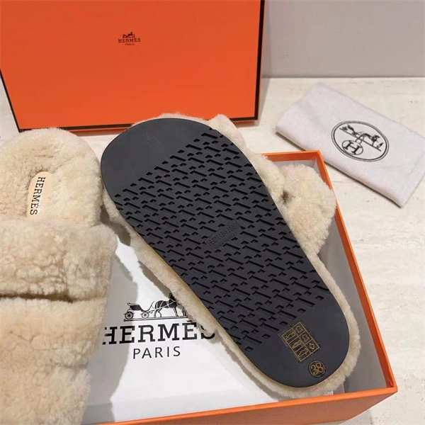 Efficient H Slipper 2380