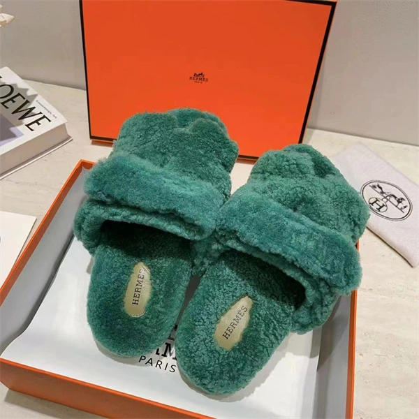 Efficient H Slipper 2380