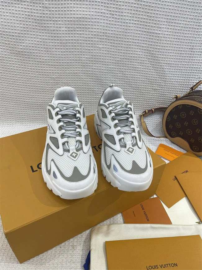 Lv Runner Sneaker ModernLook 1993