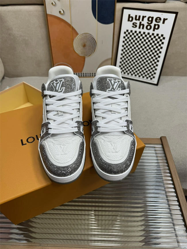Lv Trainer Sneaker Unisex 2005