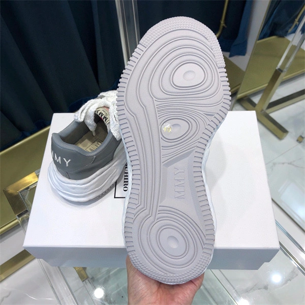 Contemporary MMY 3022