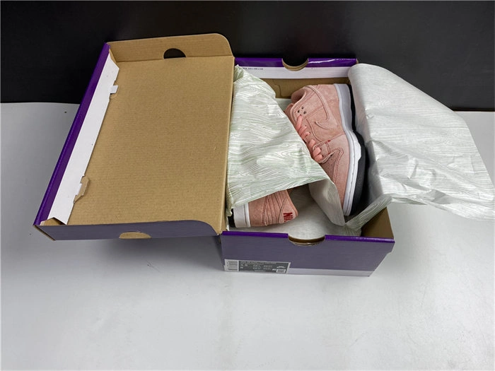 Lightweight Nike SB Dunk Low Pink Pig CV1655- 4885