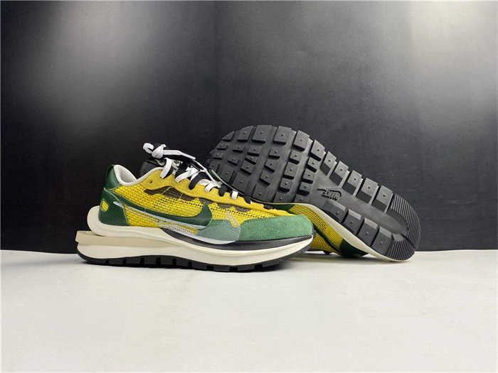 FastDry Nike Vaporwaffle sacai Tour Yellow Stadium Green 5236