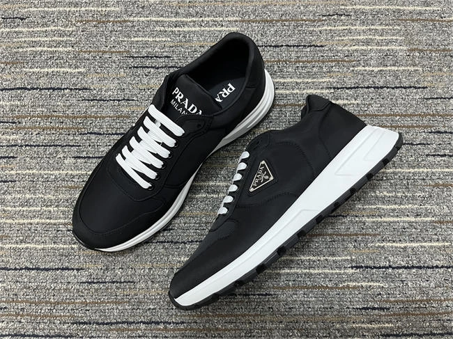 Prada Sneaker Trendy 3352